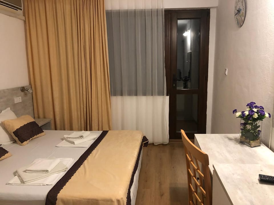 Стаи за гости Южни нощи Hotel in Burgas Province