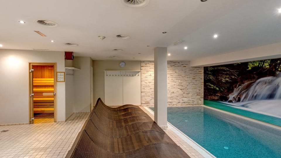 Steam room, Spa and wellness centre/facilities, Swimming pool