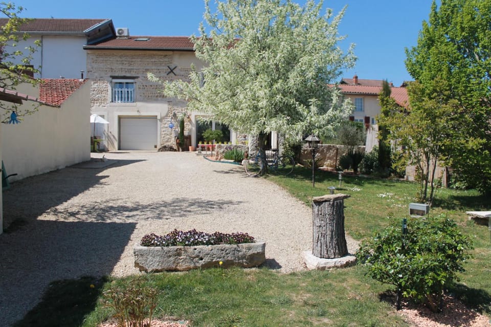 Les Trois Maisons House in Auvergne-Rhône-Alpes