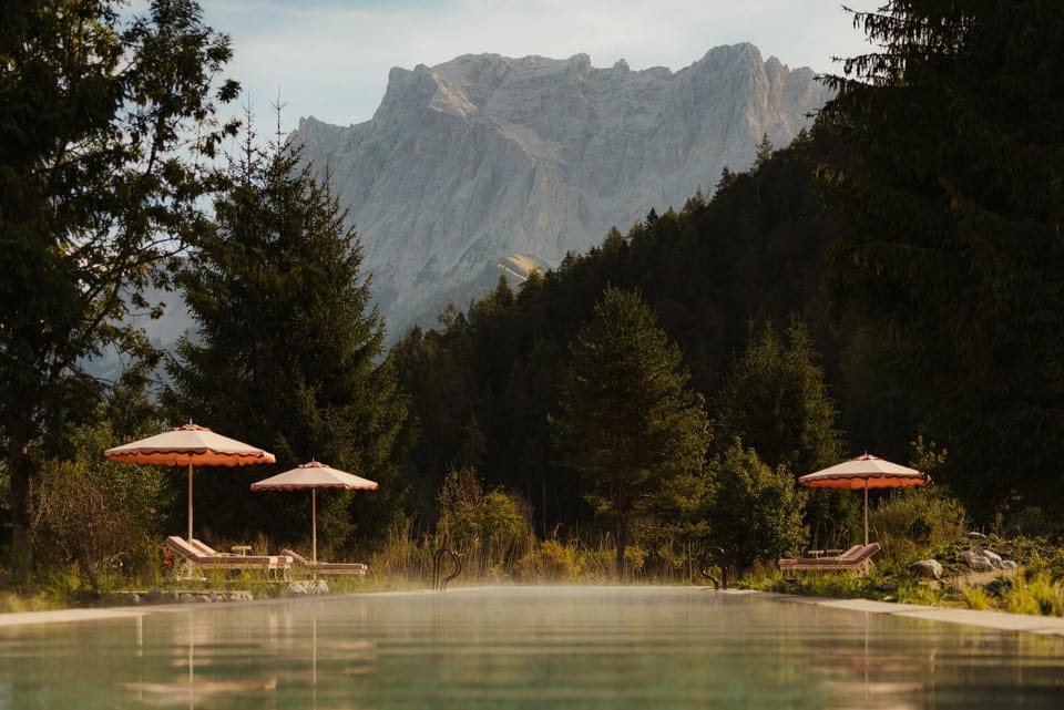 Natural landscape, Spa and wellness centre/facilities, Mountain view, Pool view