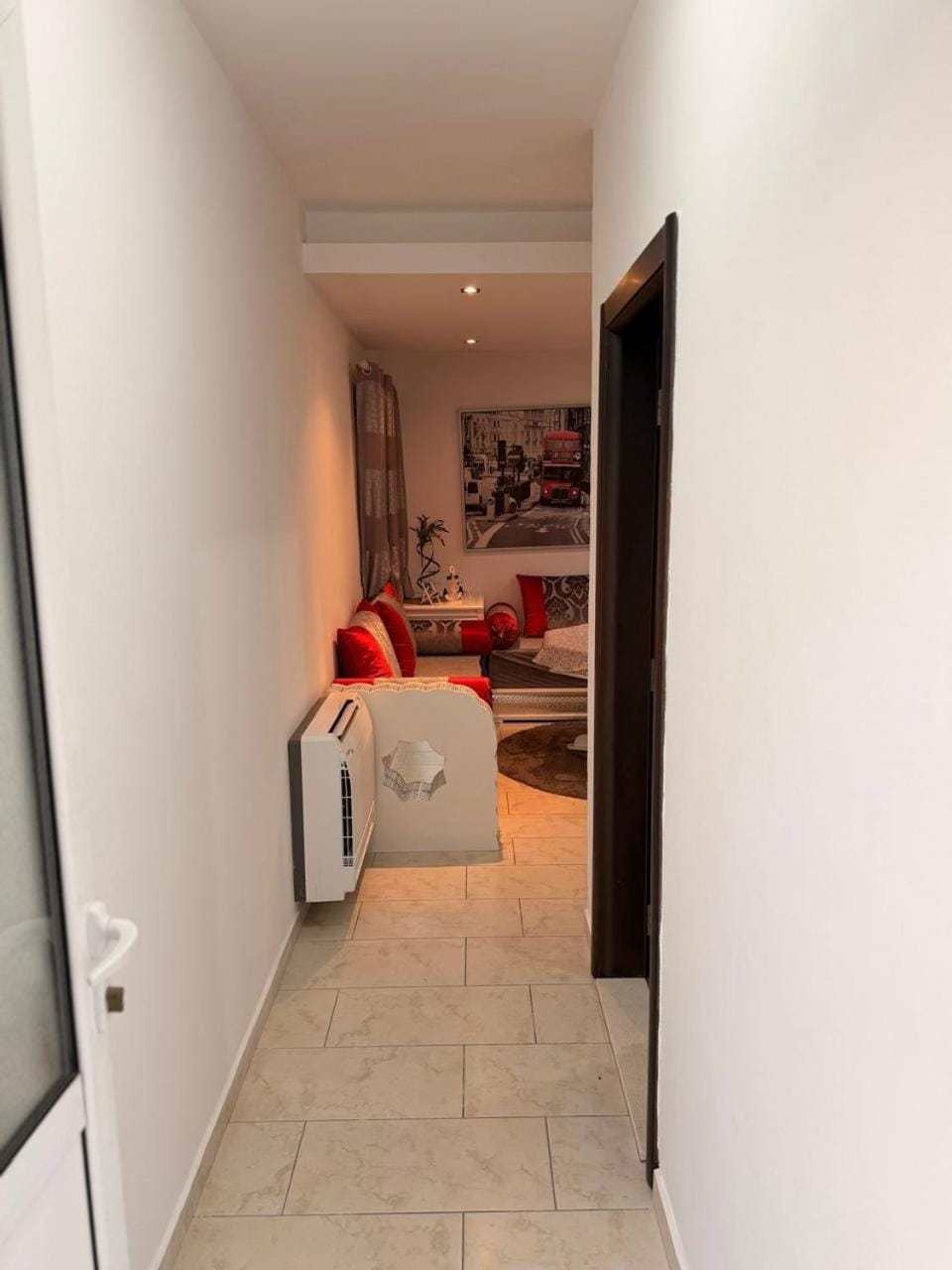 Lobby or reception, air conditioner