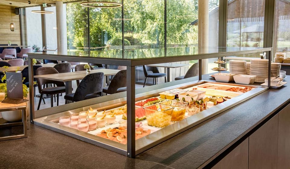 Food and drinks, Breakfast, Buffet breakfast