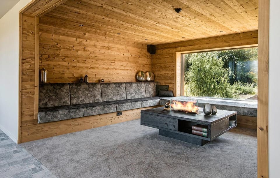 Communal lounge/ TV room, Lounge or bar