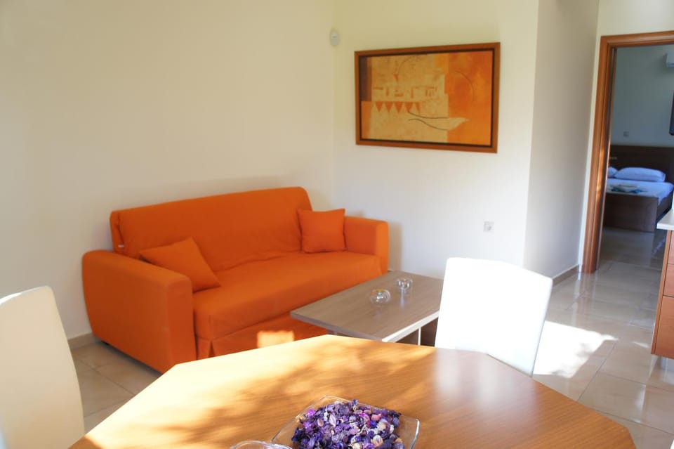 Living room, Seating area, Dining area, Bedroom