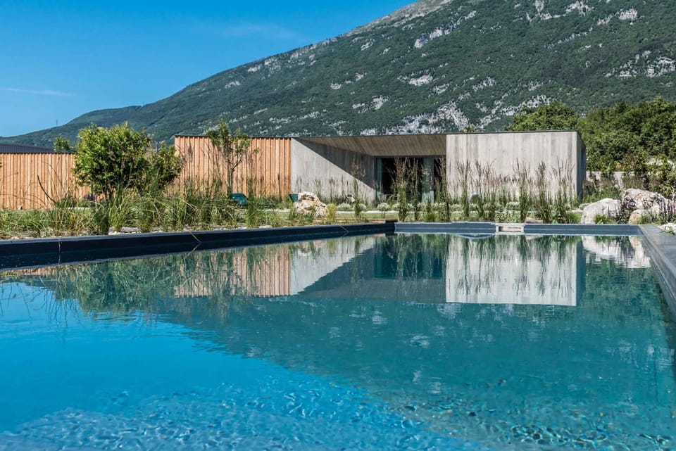 Swimming pool, Swimming pool