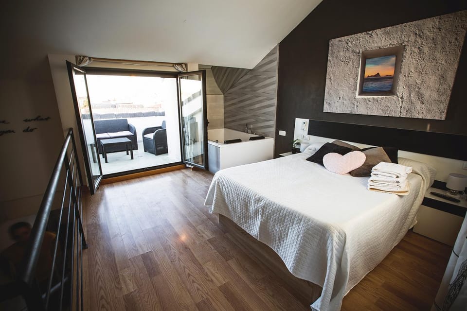 Bed, BBQ facilities, Balcony/Terrace, Bedroom