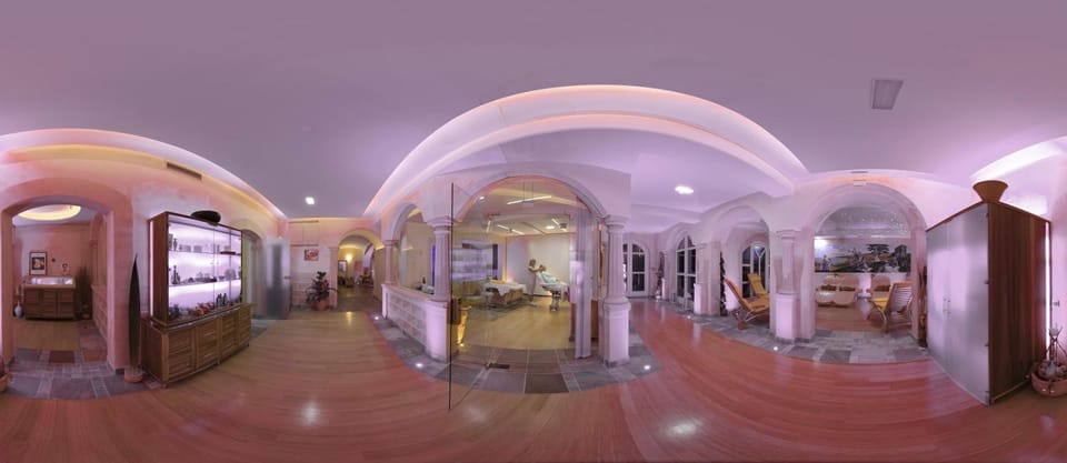 Massage, Spa and wellness centre/facilities, Spa and wellness centre/facilities