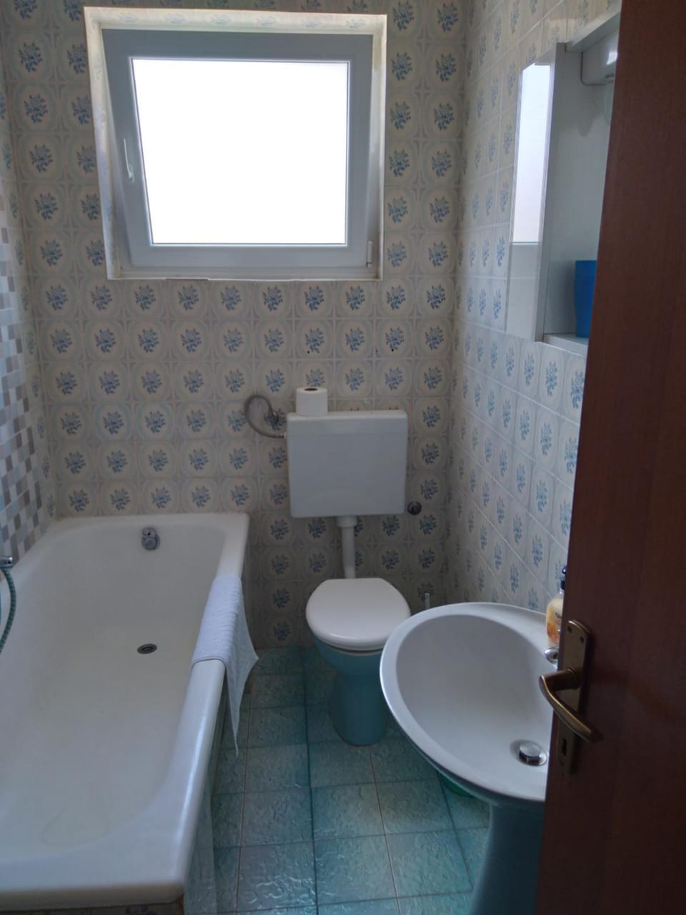Bathroom, Bath