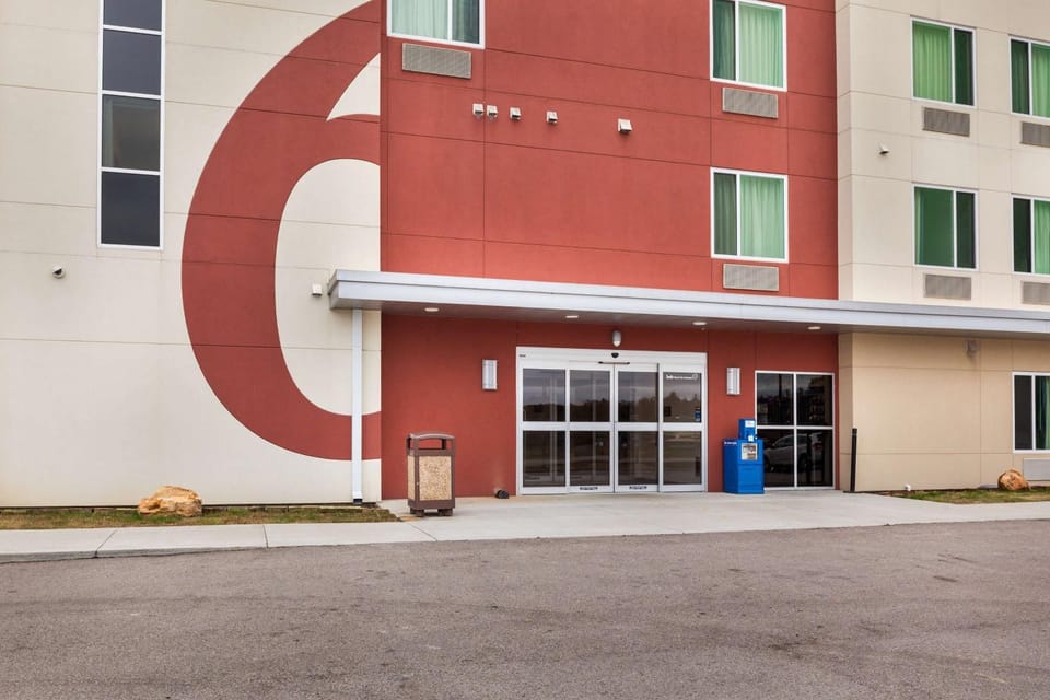 Property building, On site