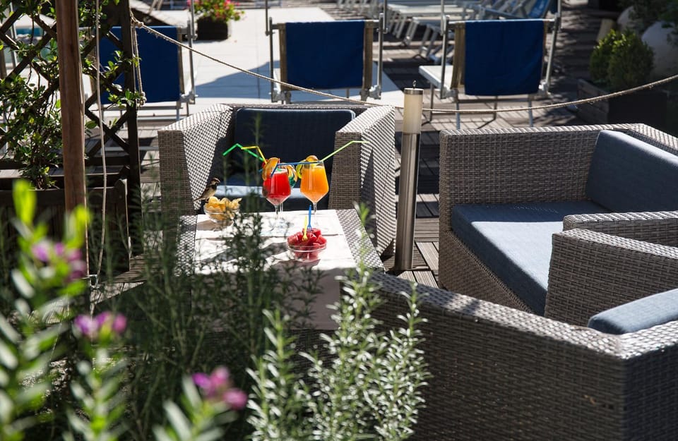 Patio, Banquet/Function facilities