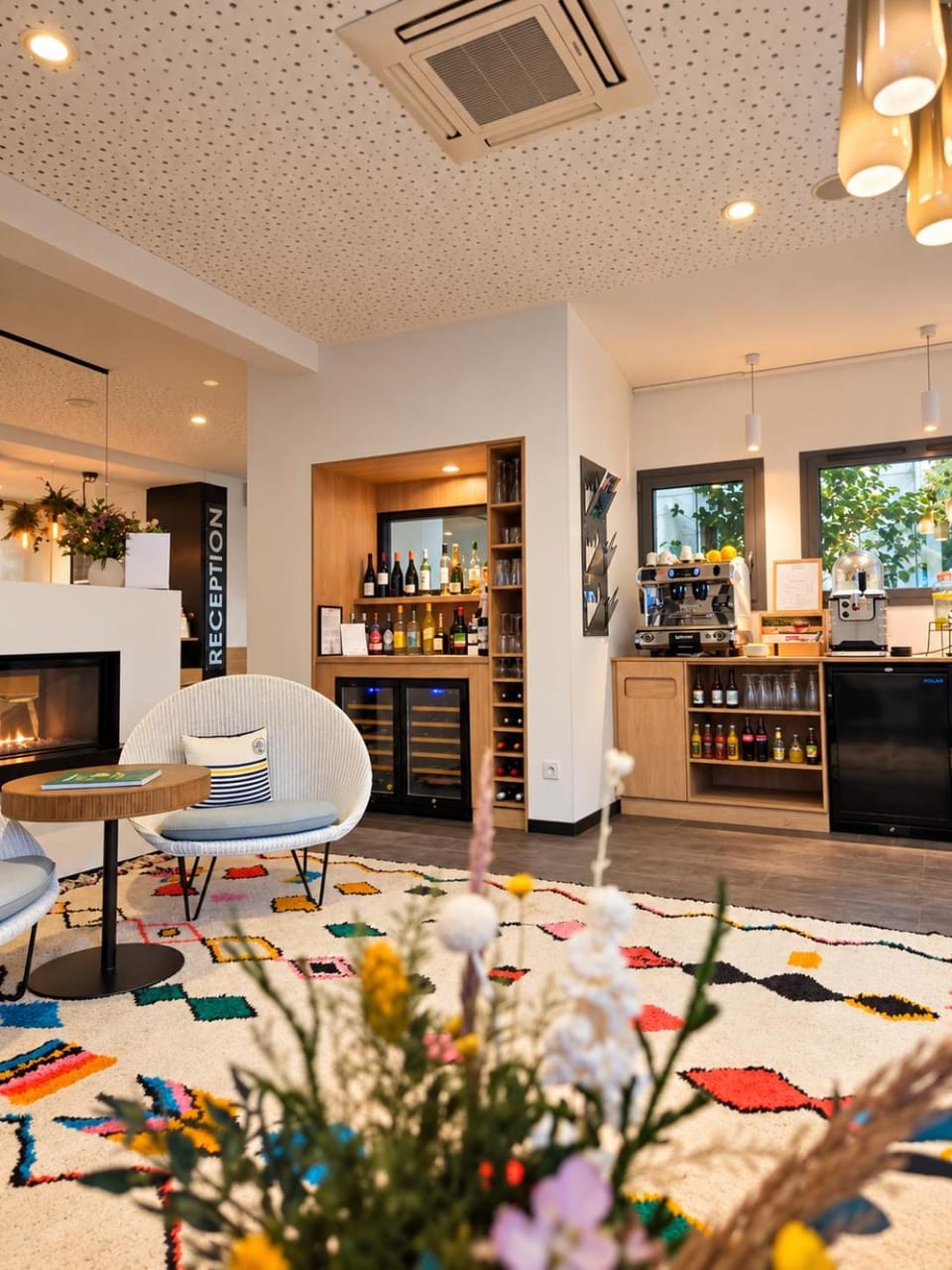 Lounge or bar