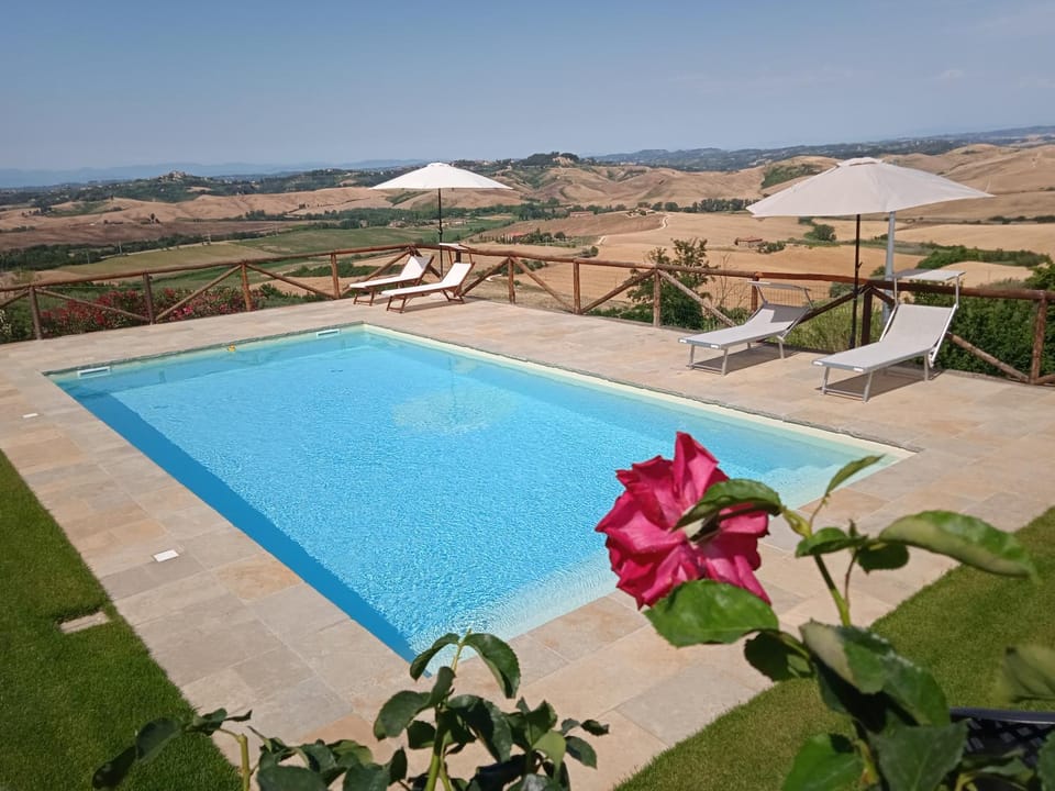 LA CASA DI CHIANNI La Pieve Apartment in Tuscany