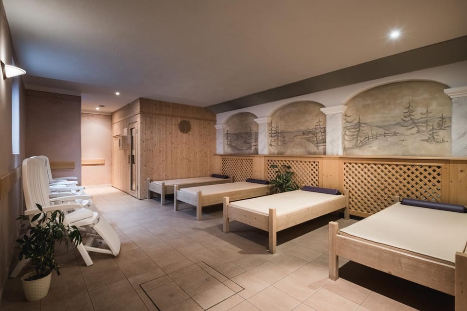 Hot Tub, Sauna, Spa and wellness centre/facilities, Spa and wellness centre/facilities
