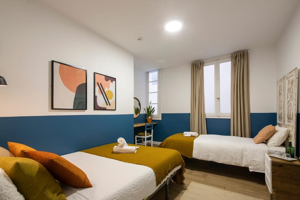 Off Beat Guesthouse - Self-check-in Bed and Breakfast in San Sebastian
