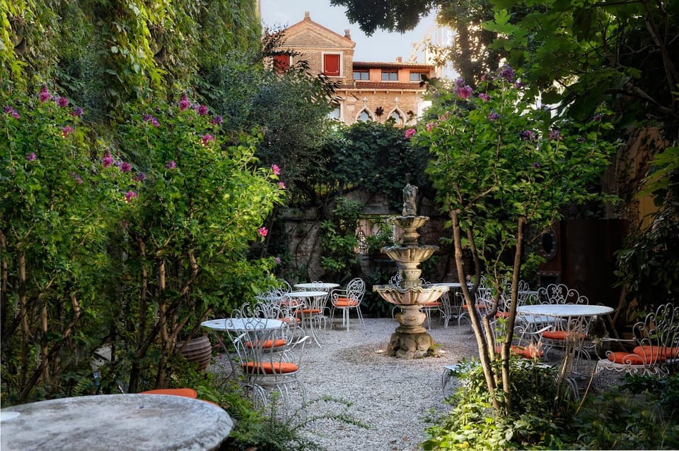 Patio, Garden, Lounge or bar, Garden view