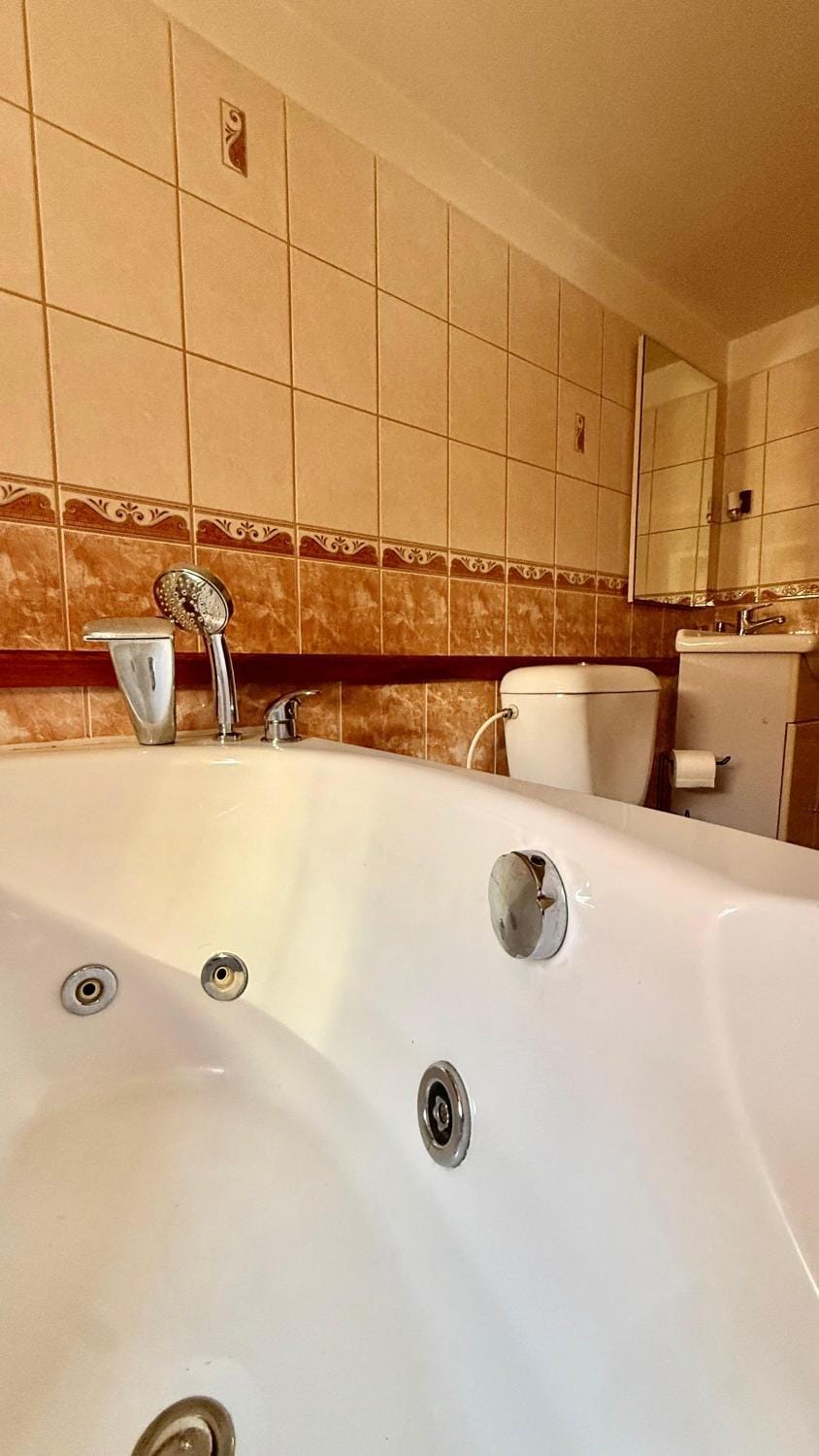 Hot Tub, Bathroom, Bath