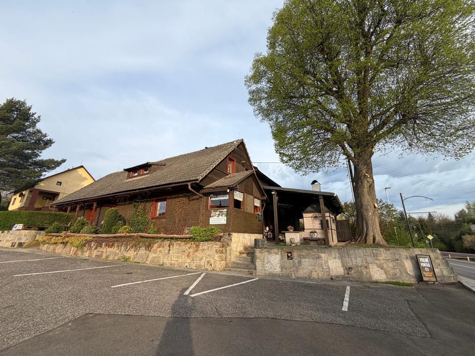 Penzion Pod Lípou Inn in Czechia