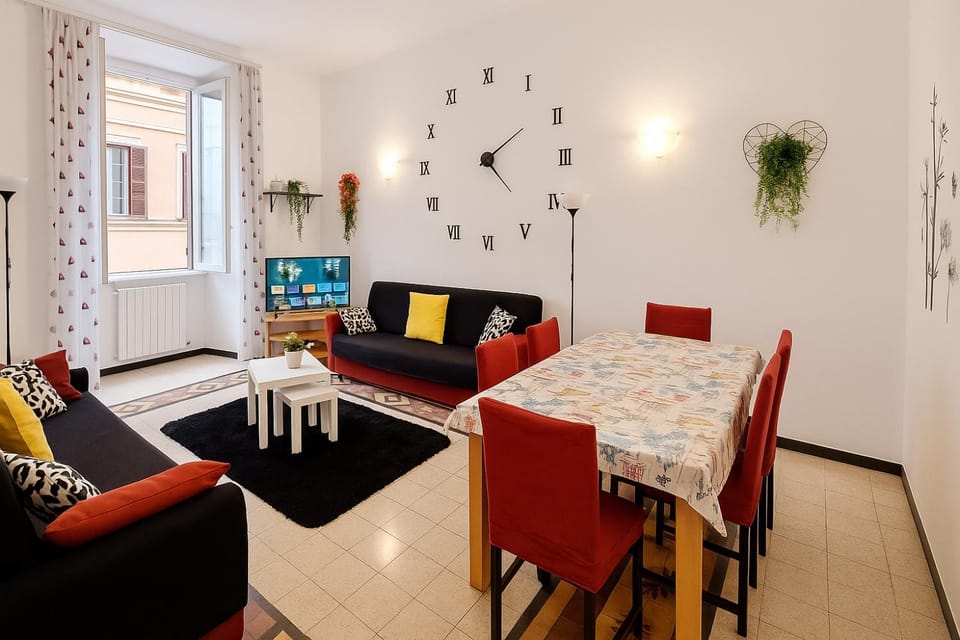 Living room, Dining area