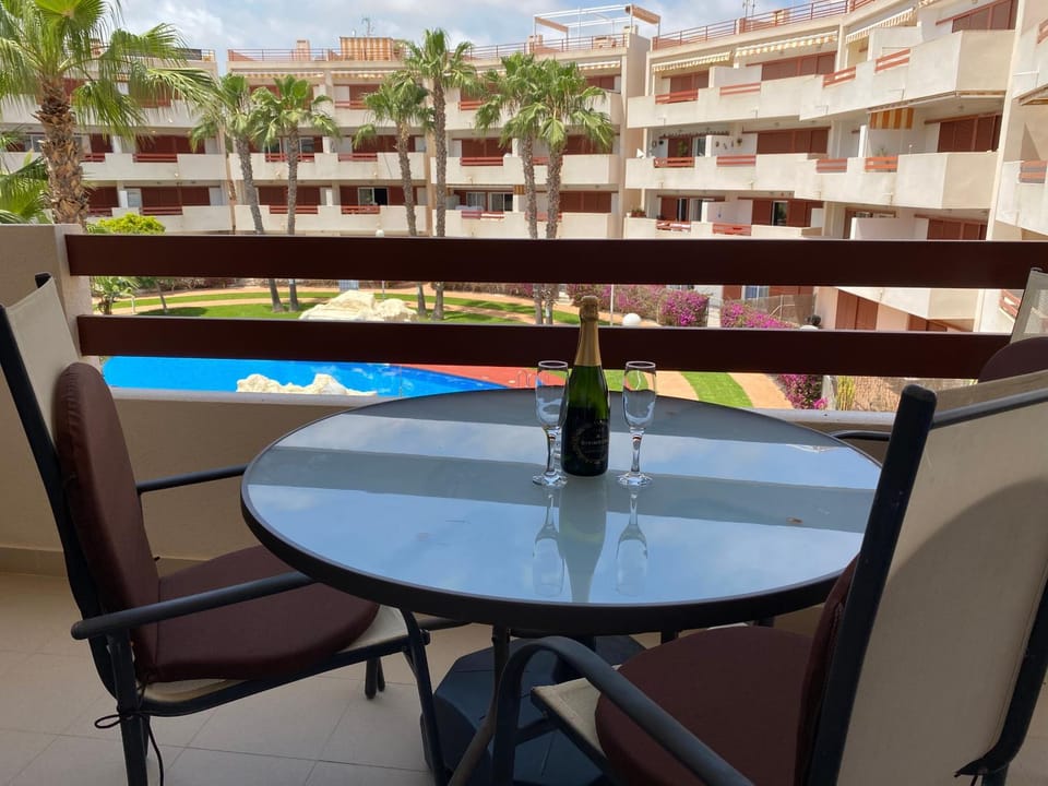 Apartamento en Playa Flamenca (residencial El Rincon) Apartment in Vega Baja del Segura