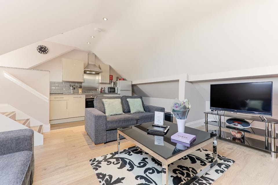 Kitchen or kitchenette, Living room