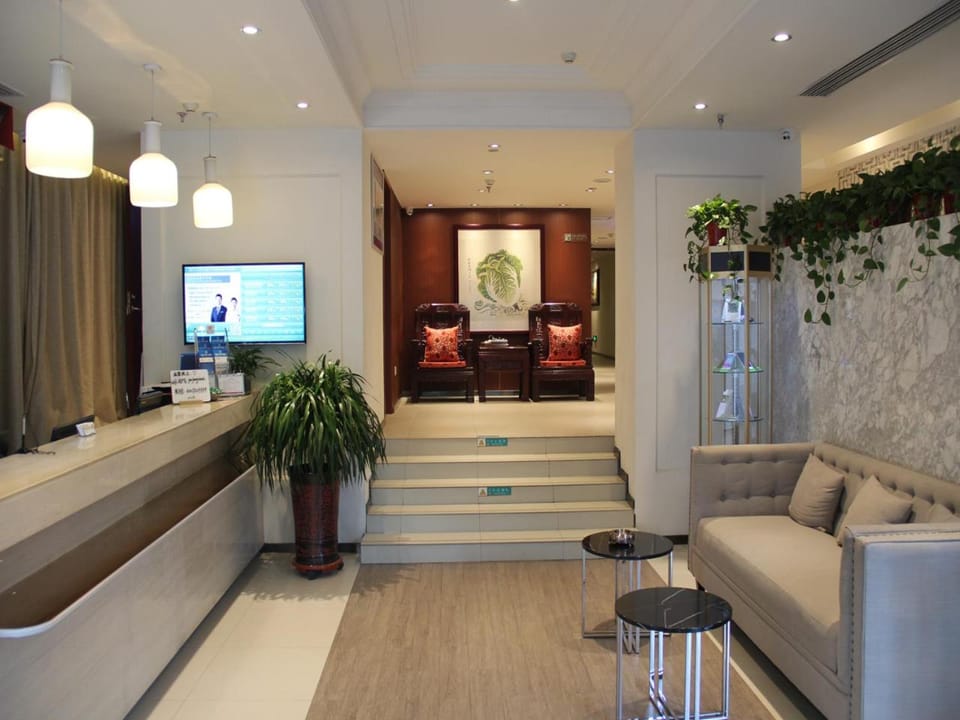 Lounge or bar