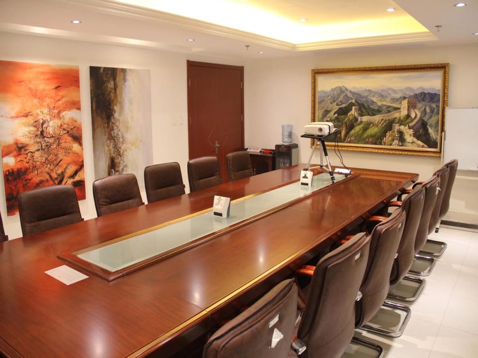 Meeting/conference room