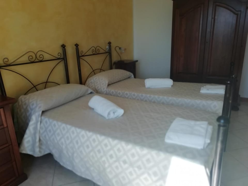 Golden House Cheravanna Da Marco Farm Stay in Campania
