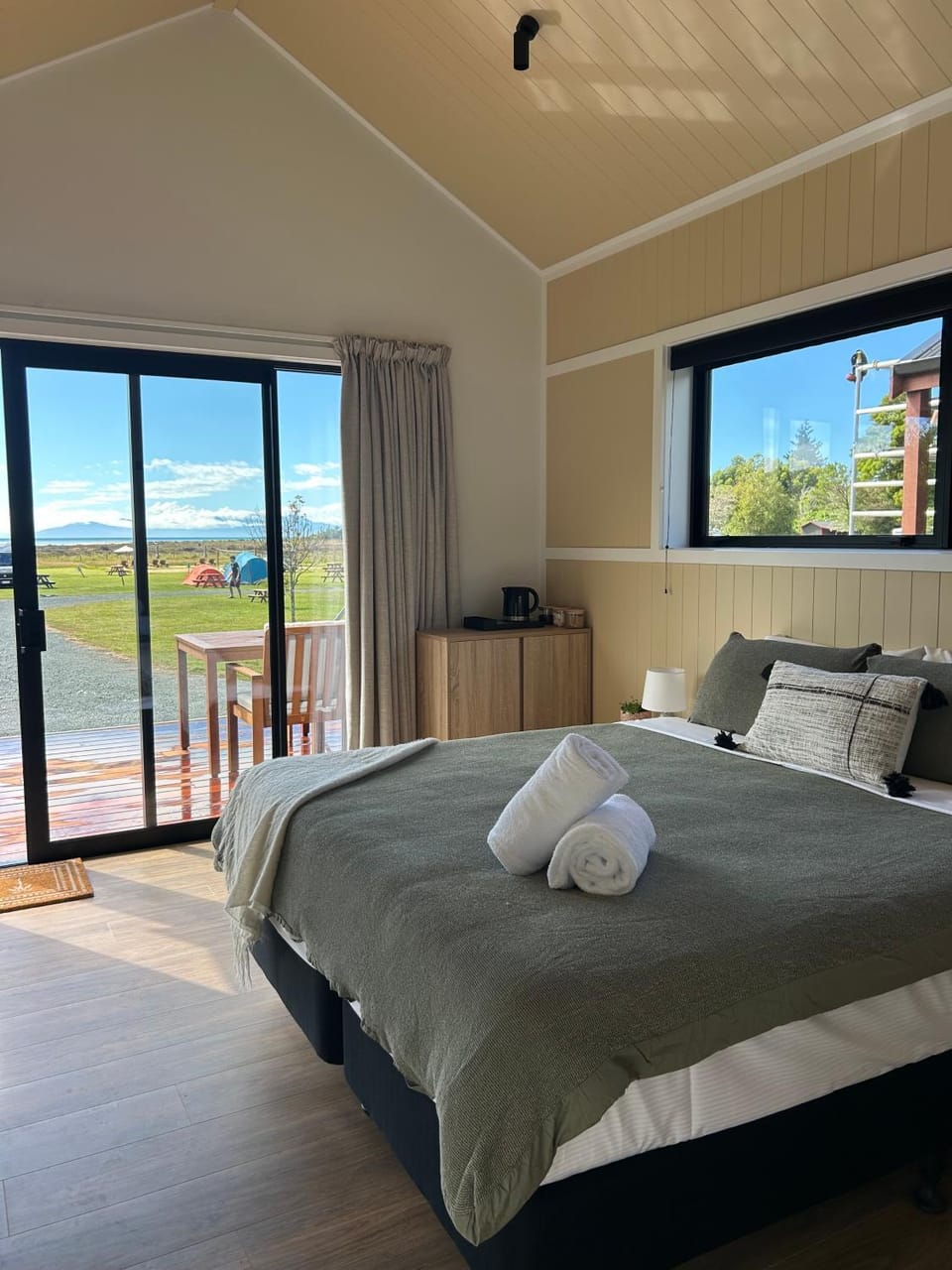 Natural landscape, View (from property/room), Bedroom