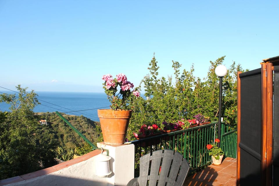 Balcony/Terrace, Garden view, Sea view
