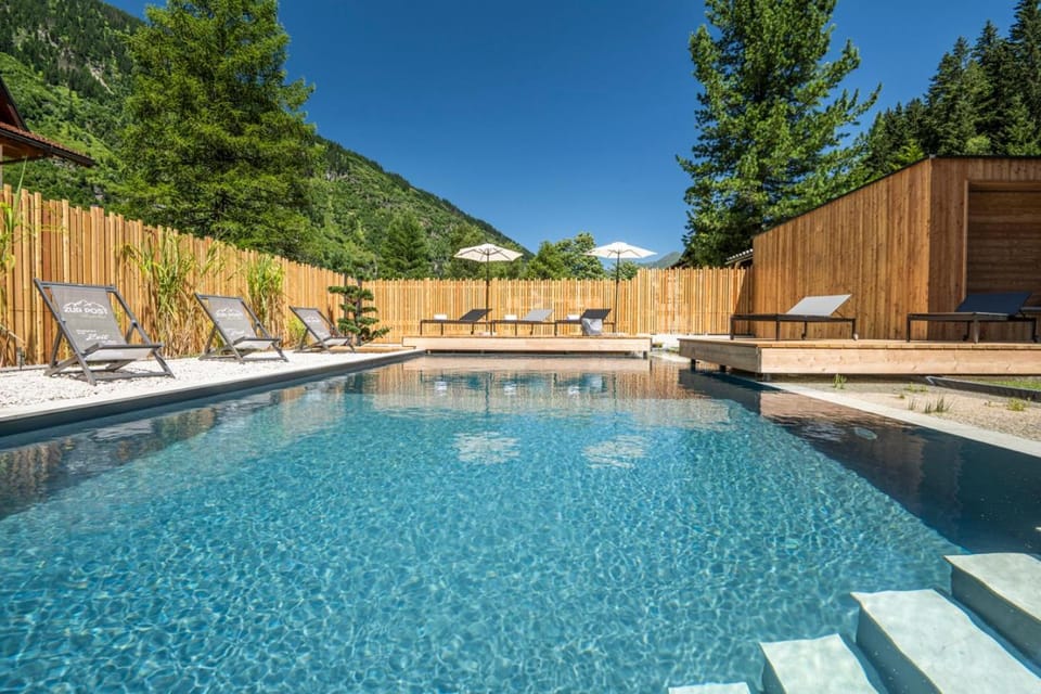 Pool view, Swimming pool, Swimming pool