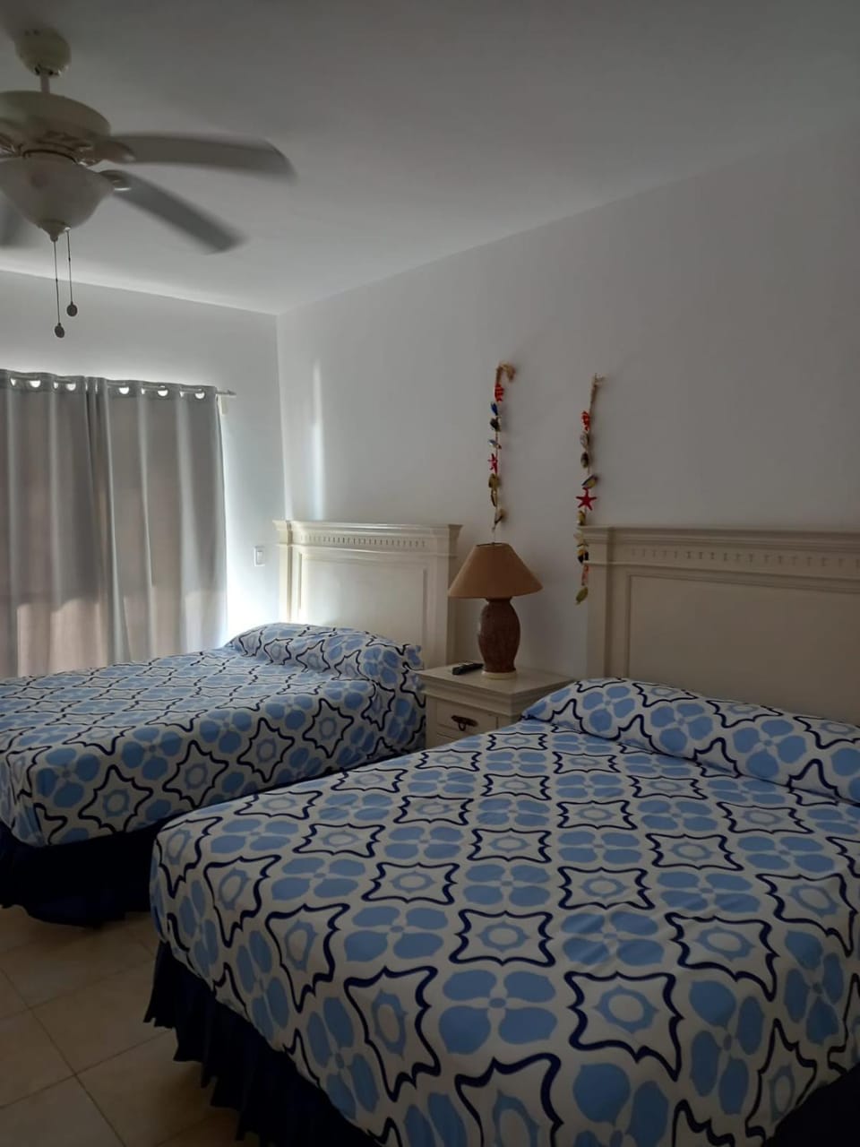 Bed, Bedroom, fireplace