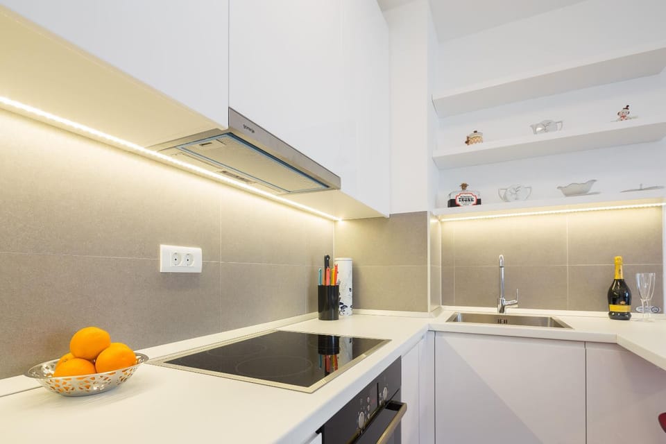 Day, Summer, Kitchen or kitchenette, On site, Family