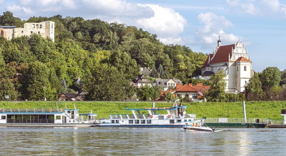 Nearby landmark, Activities, Summer, River view