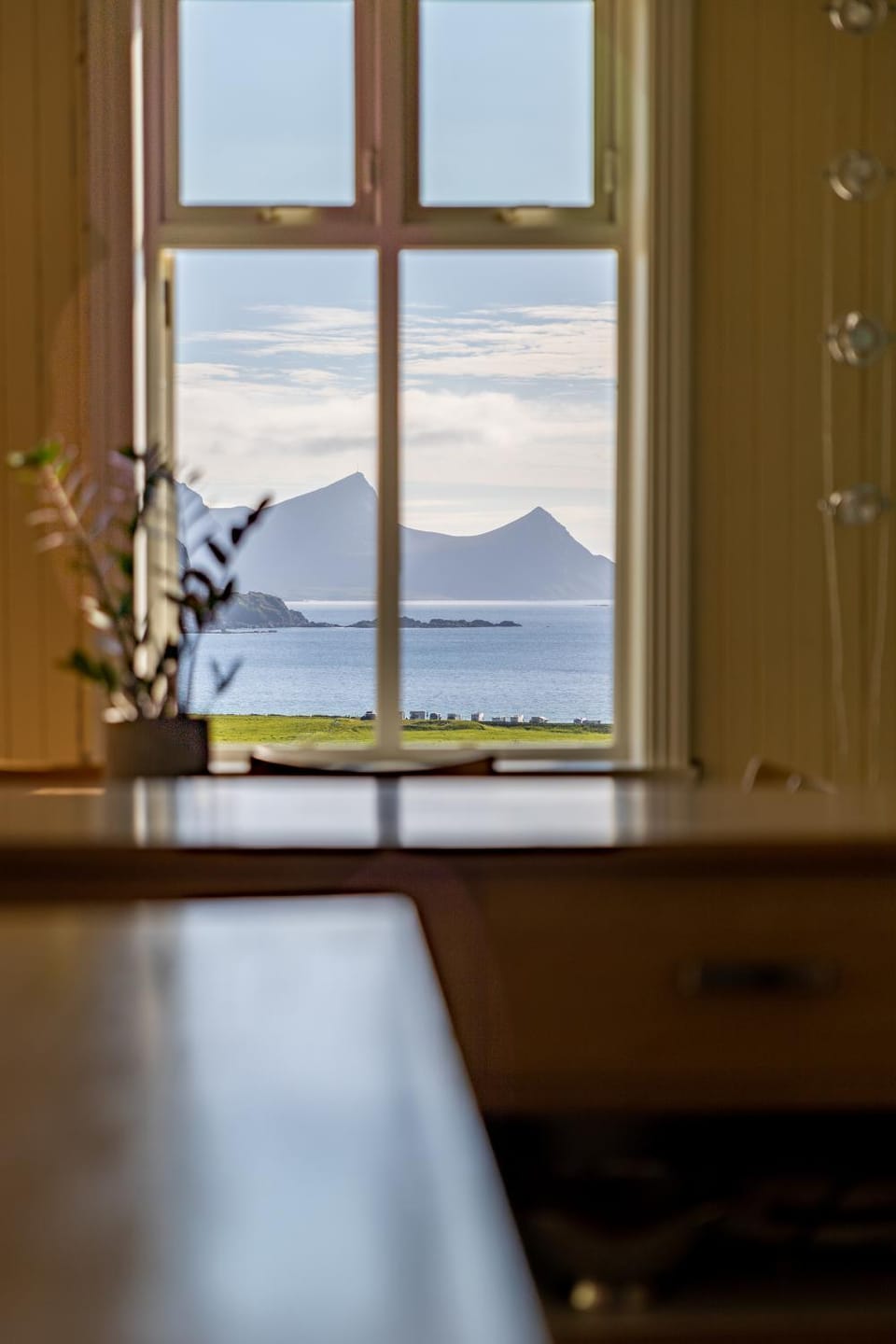 Dining area, Mountain view, Sea view