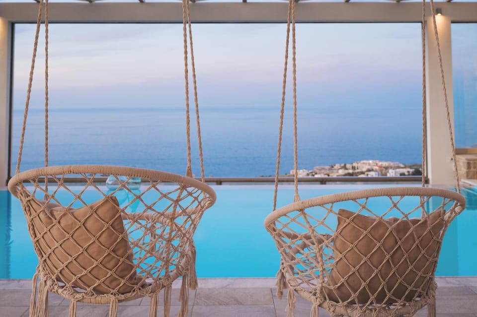 Sea view, Swimming pool