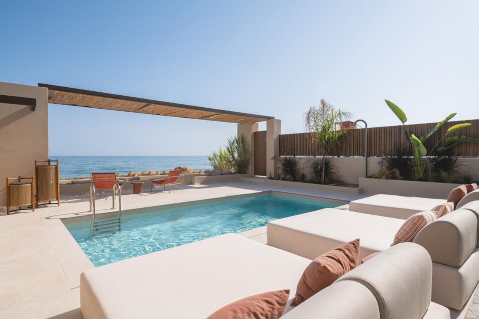 Beach, Pool view, Sea view, Swimming pool, sunbed