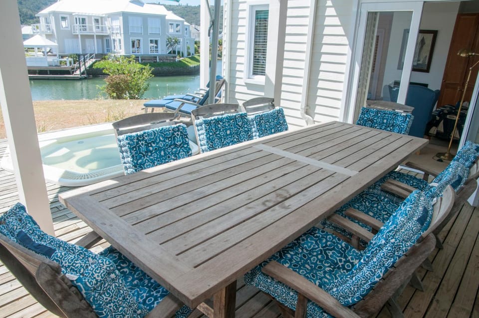 Leeward Reach House in Knysna