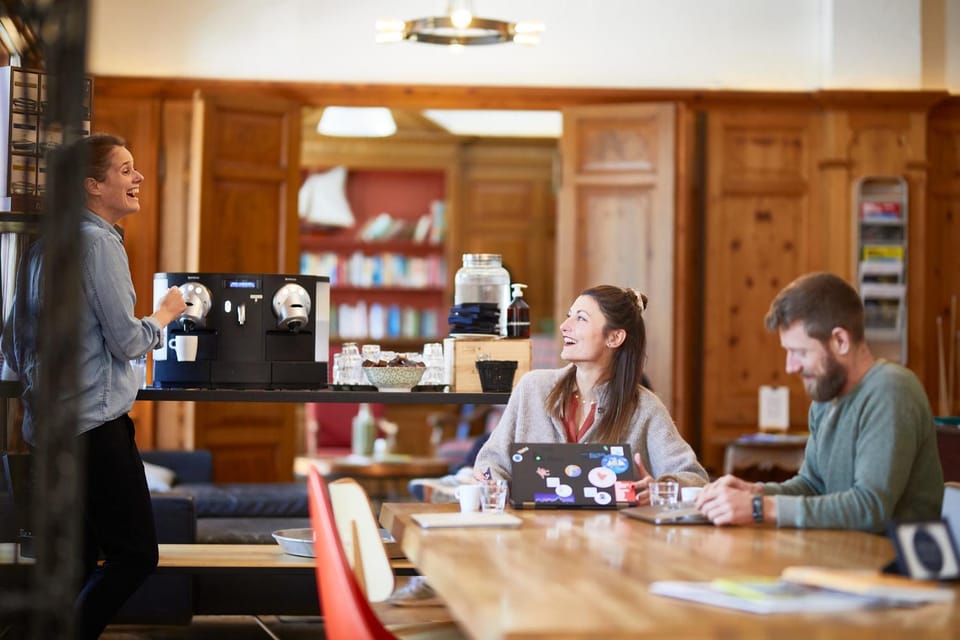 Billiard, Library, Lobby or reception