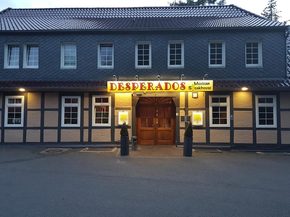 Desperados Hotel Bed and Breakfast in Heidekreis