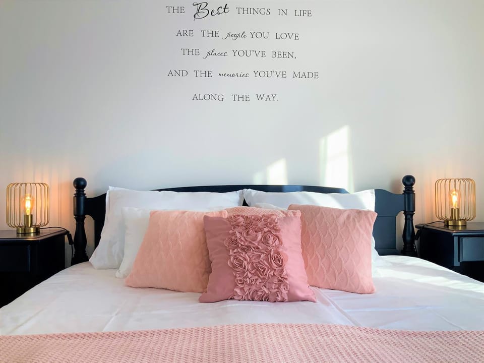 Bed, Bedroom