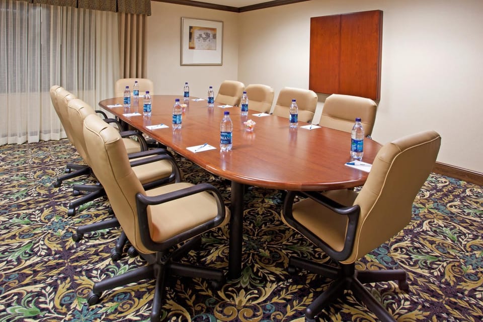 Meeting/conference room
