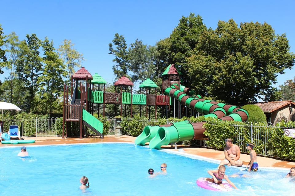 Aqua park, Swimming pool