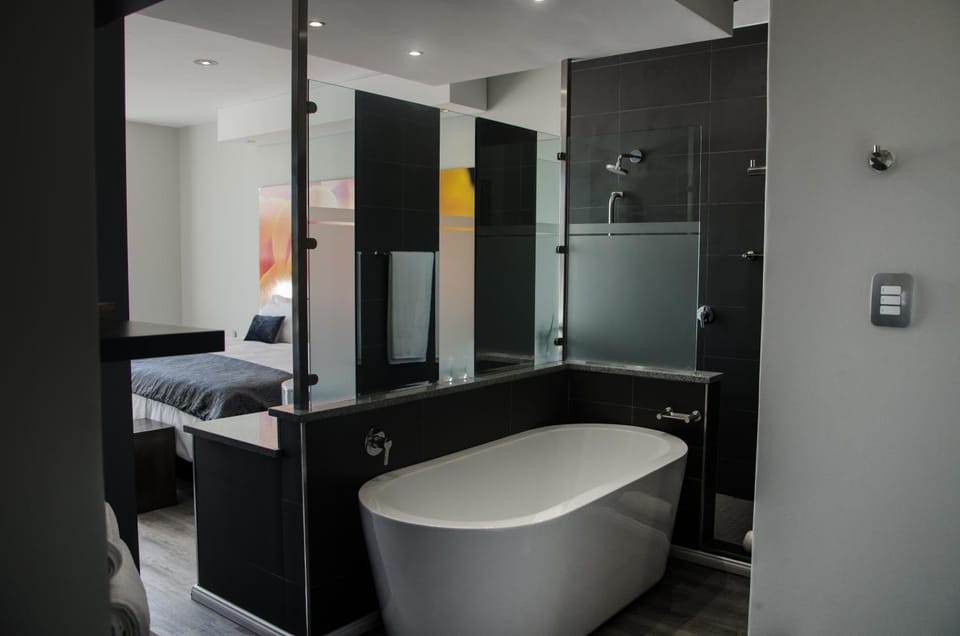 Bathroom, Bedroom