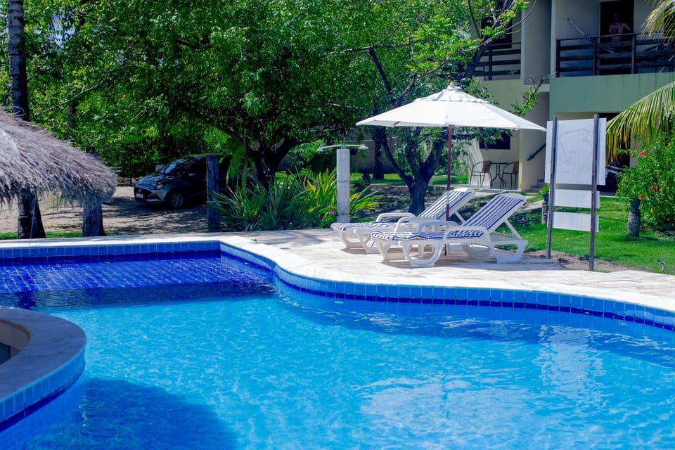 Swimming pool, Swimming pool