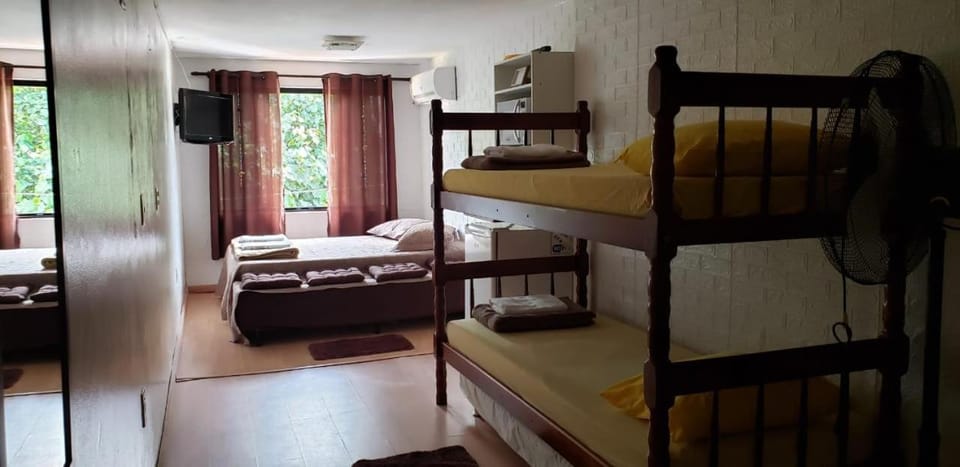 Photo of the whole room, bunk bed