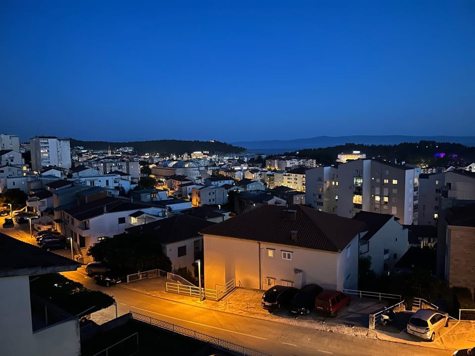 Night, City view, Mountain view, Sea view, Street view