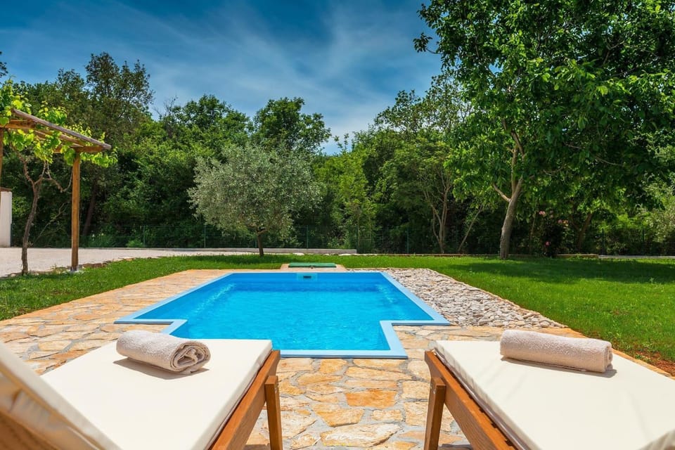 Beach, Swimming pool
