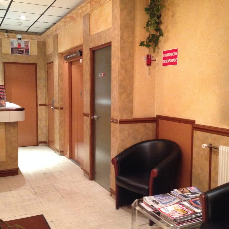 Lobby or reception, Seating area