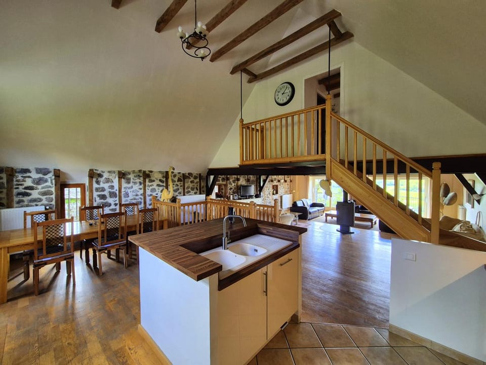 Kitchen or kitchenette, Dining area, Lunch, Dinner