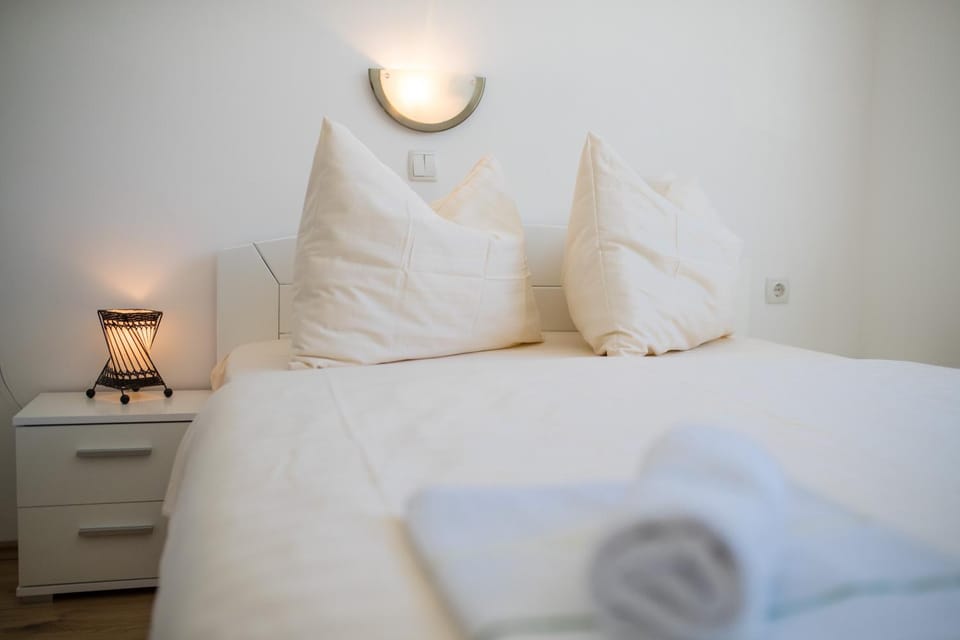 Bed, Decorative detail, Bedroom